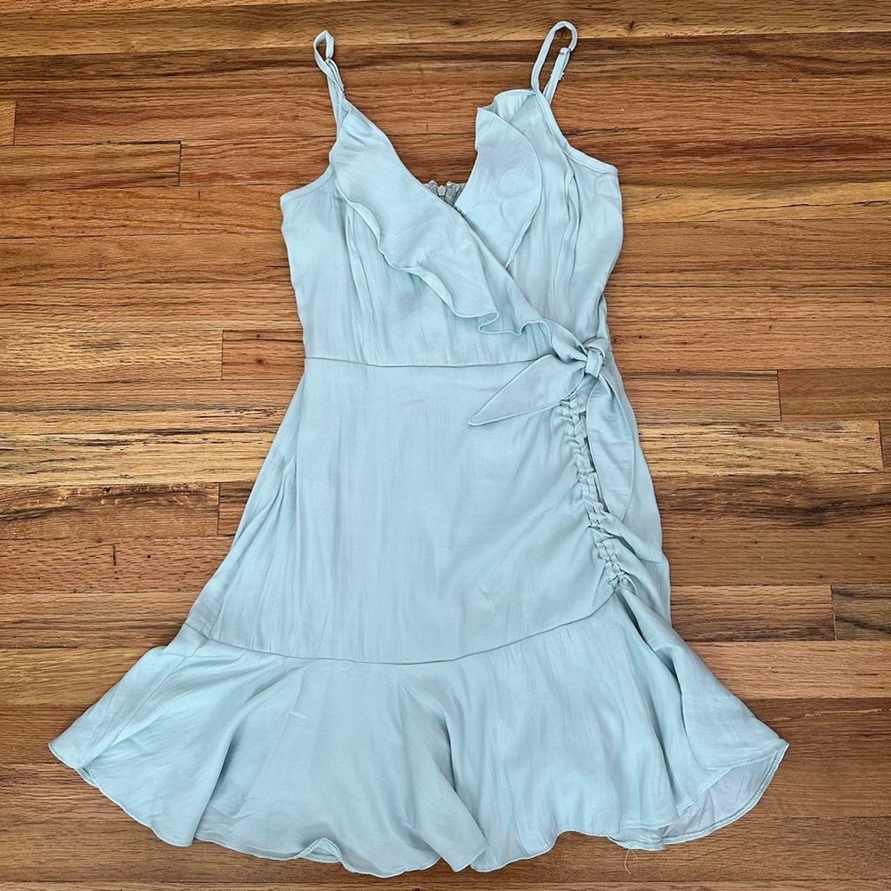 brand new sheandsky spring baby blue dress 💐